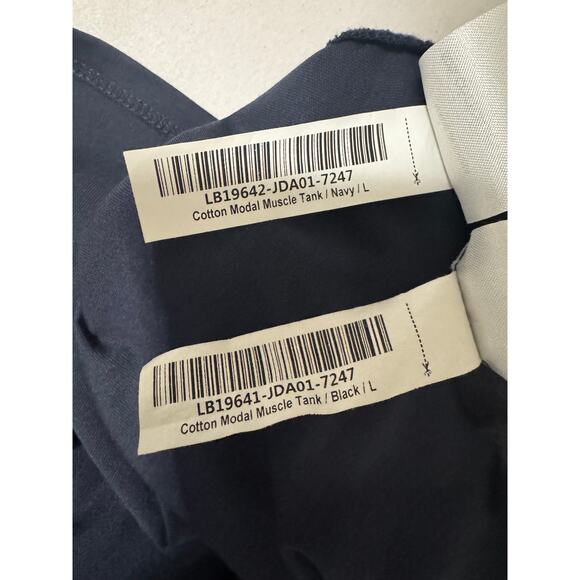 Quince Cotton Modal Muscle Two Tank Bundle (Black & Navy, Size L) - Picture 7 of 8